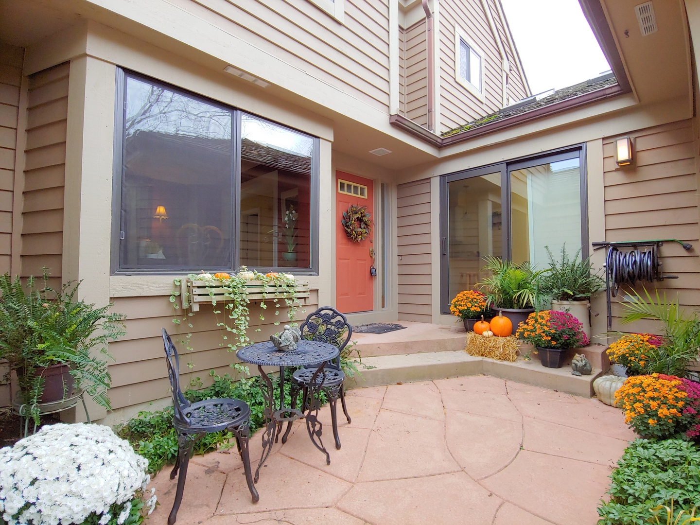 Homes for sale in Barrington, IL | 525 White Oak Ln #26525, Barrington, IL 60010 | MLS# 10279407
