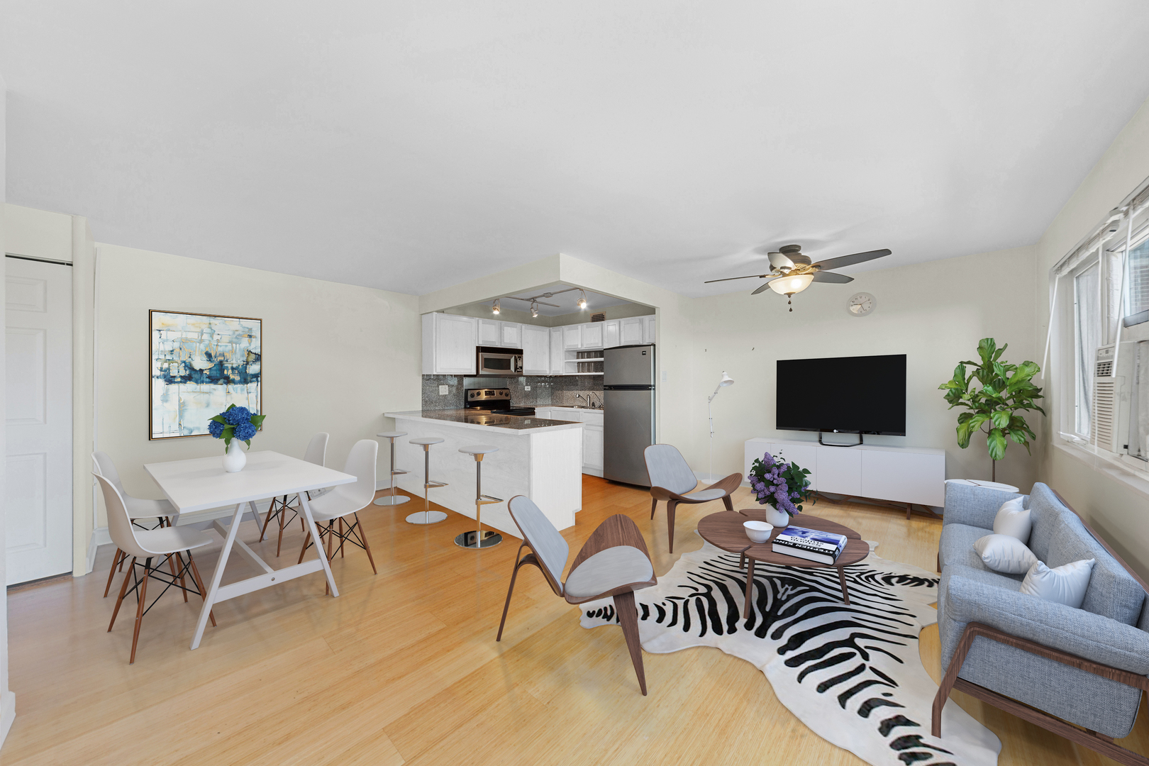 2nd image of 700 W Bittersweet Pl #610, Chicago, IL 60613 | MLS# 10512453