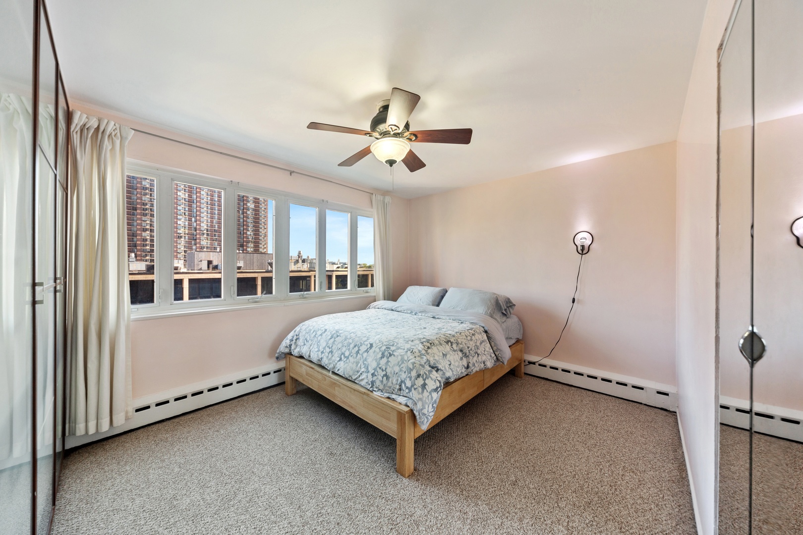 5th image of 700 W Bittersweet Pl #610, Chicago, IL 60613 | MLS# 10512453