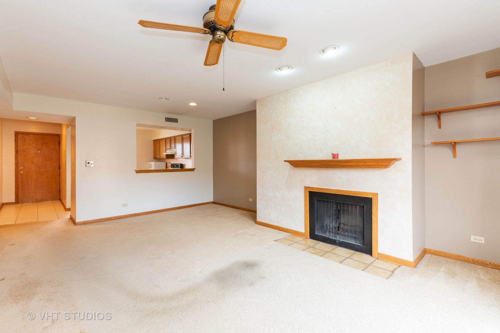 Homes for sale in Wauconda, IL | 450 N Main St #S304B, Wauconda, IL 60084 | MLS# 10662677