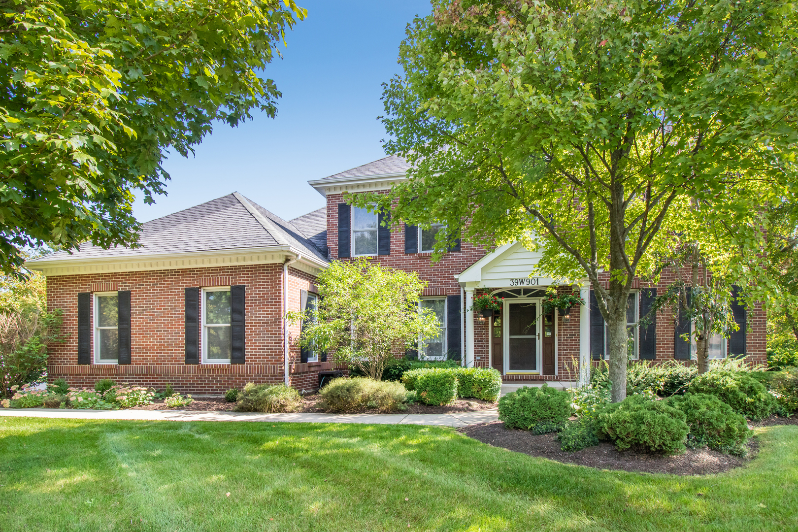 Homes for sale in Saint Charles, IL | 39W901 Carl Sandburg Rd, Saint Charles, IL 60175 | MLS# 10679153