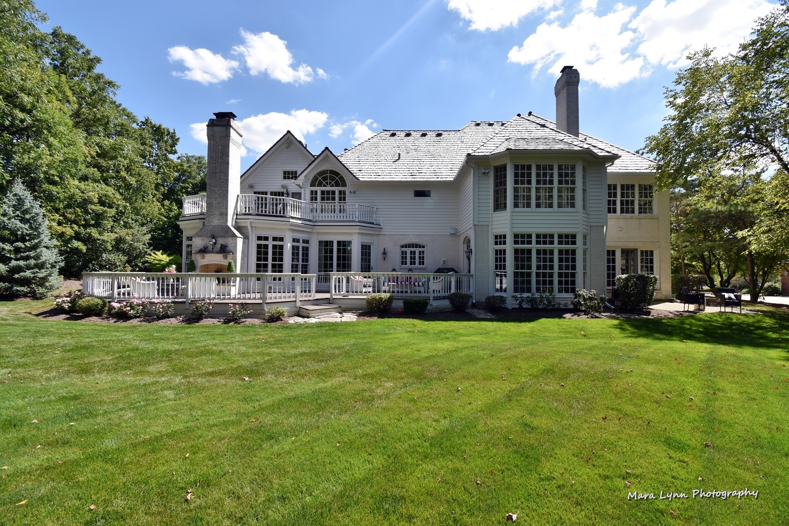 Homes for sale in Saint Charles, IL | 1110 Fox Glen Dr, Saint Charles, IL 60174 | MLS# 10840496