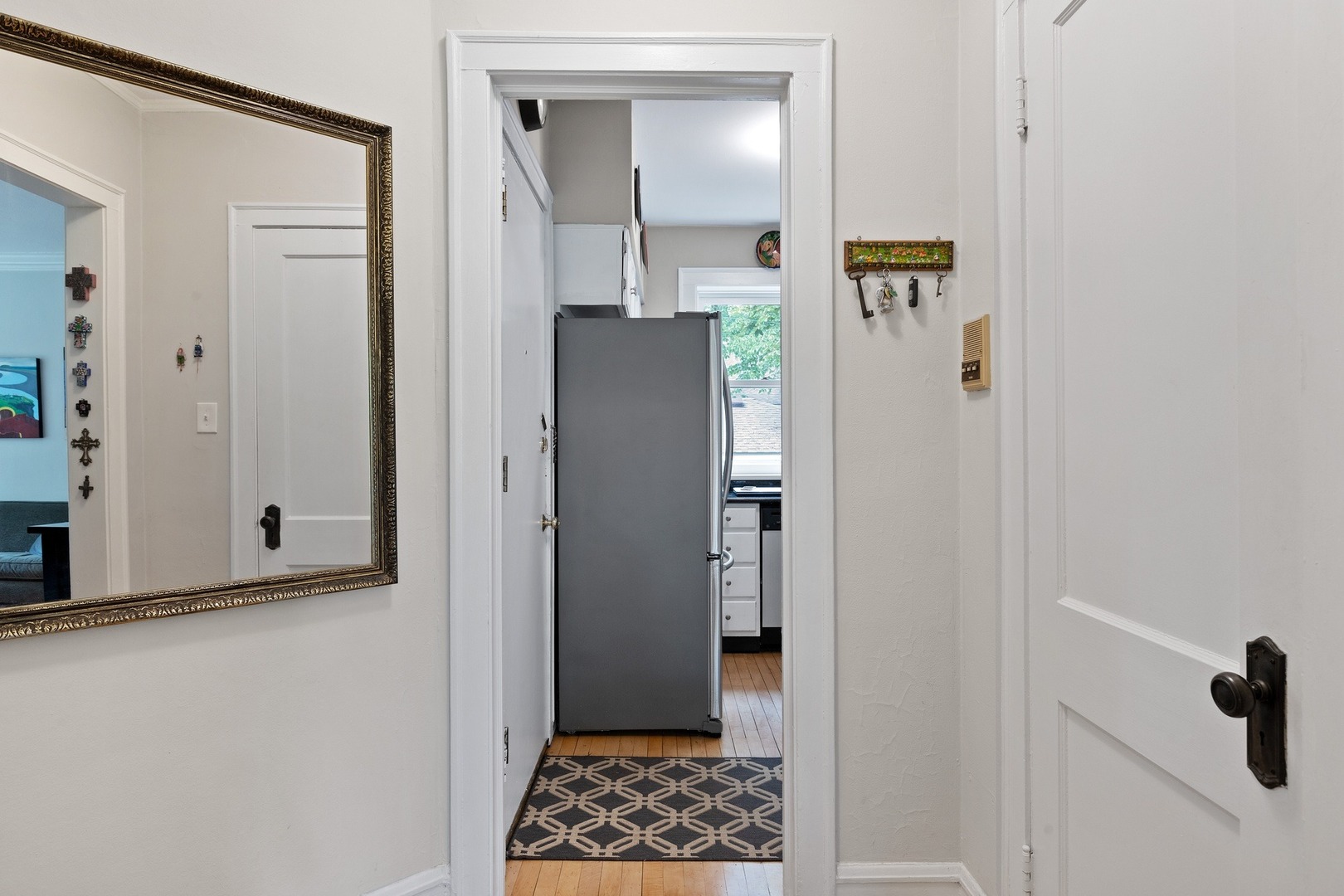3rd image of 1210 Central St #1N, Evanston, IL 60201 | MLS# 10955453