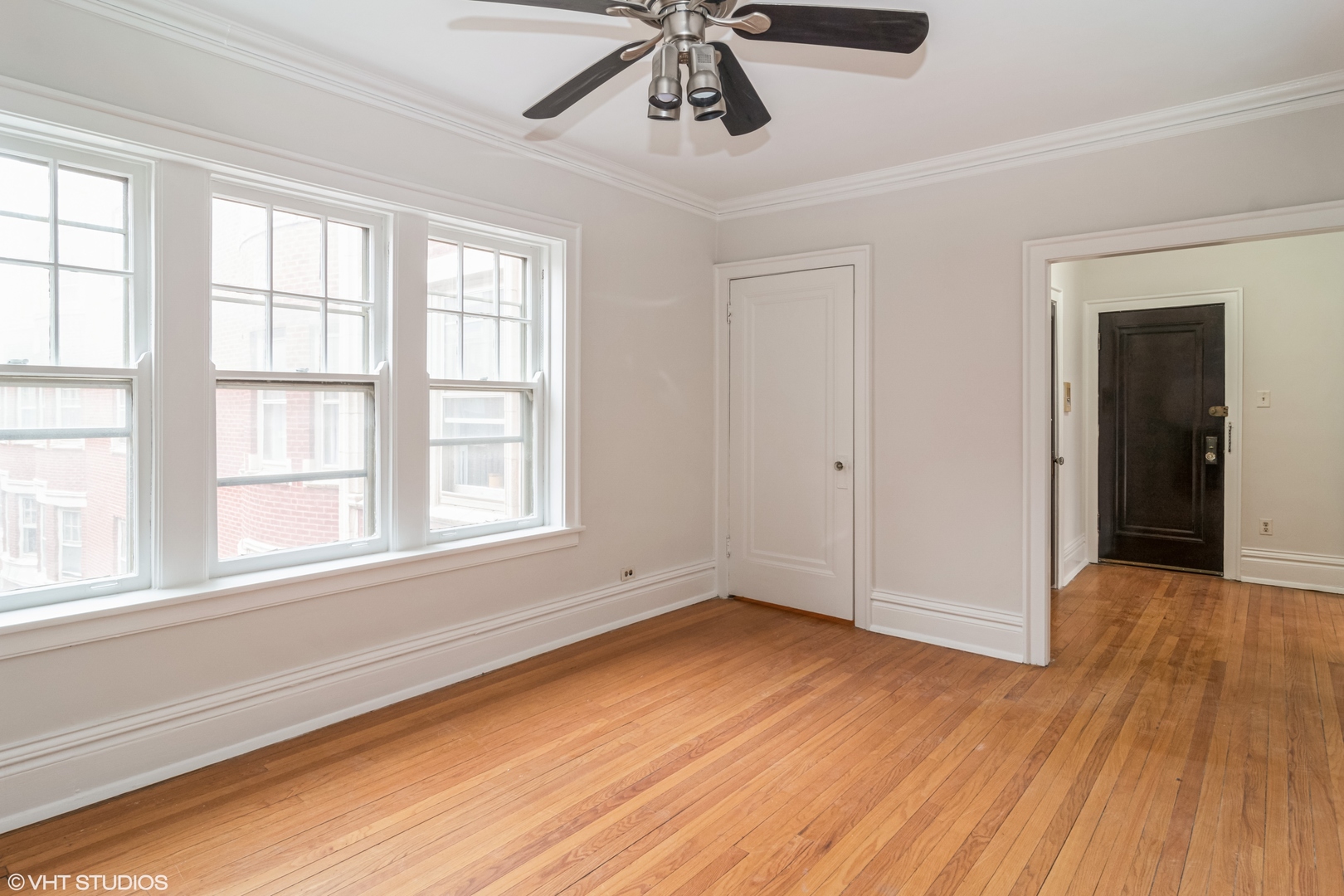 Homes for sale in Oak Park, IL | 214 N Oak Park Ave #2CC, Oak Park, IL 60302 | MLS# 10959468