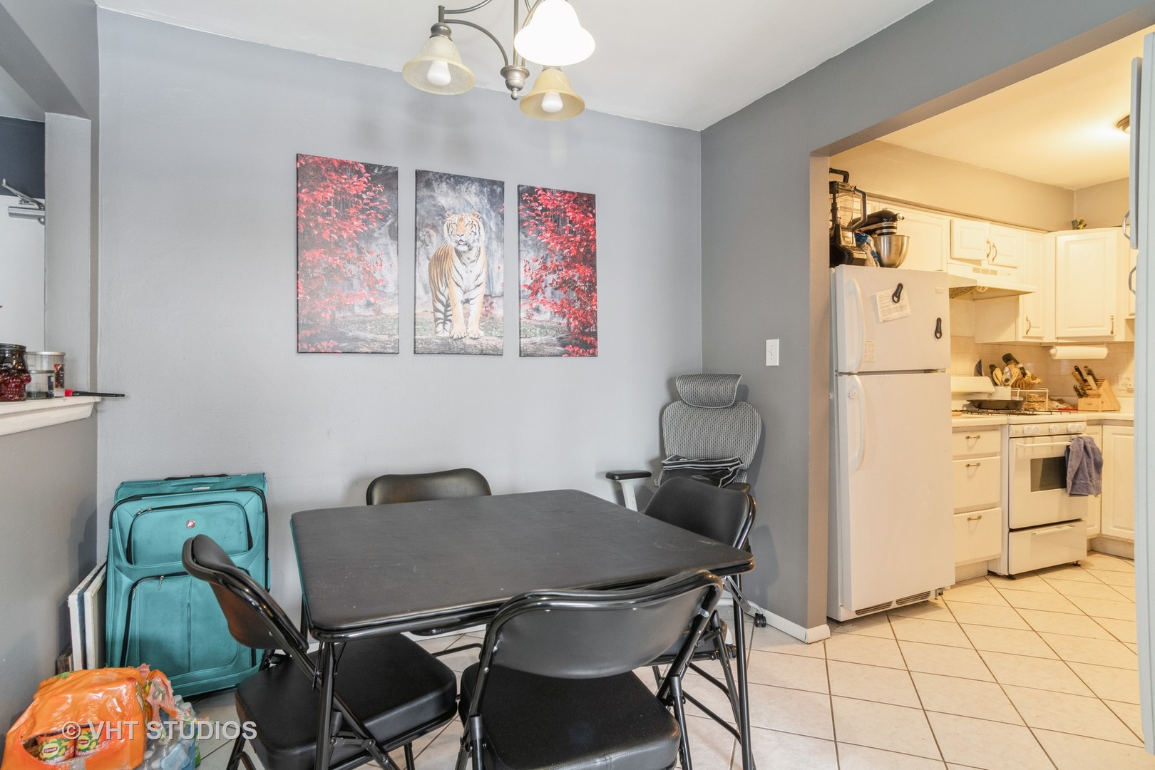 5th image of 126 S La Londe Ave #3D, Addison, IL 60101 | MLS# 10995030