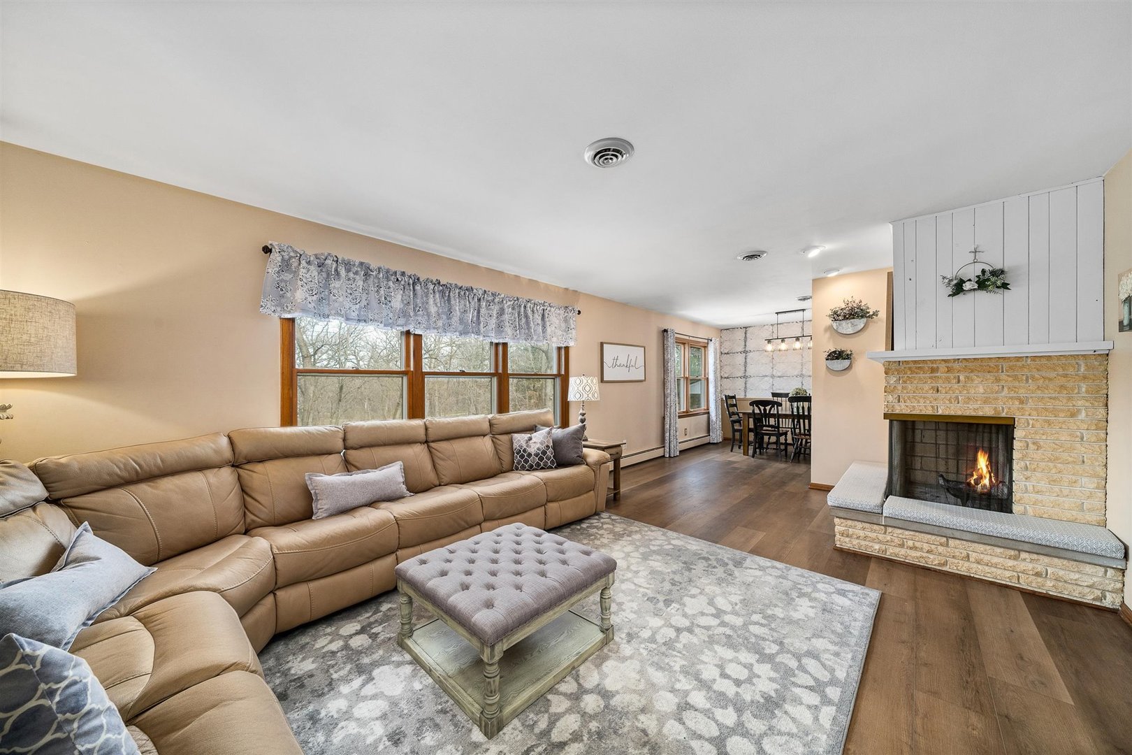 Homes for sale in Saint Charles, IL | 41W880 White Oak Ln, Saint Charles, IL 60175 | MLS# 11032363