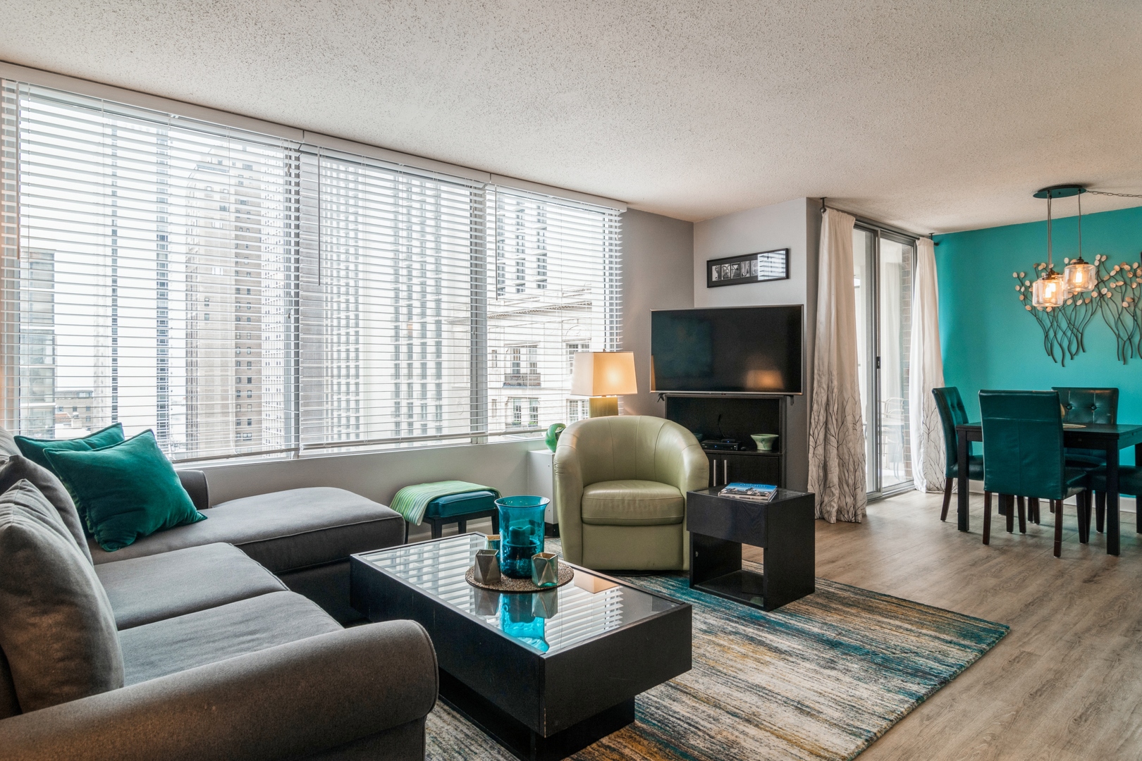 3rd image of 71 E Division St #1603, Chicago, IL 60610 | MLS# 11314585