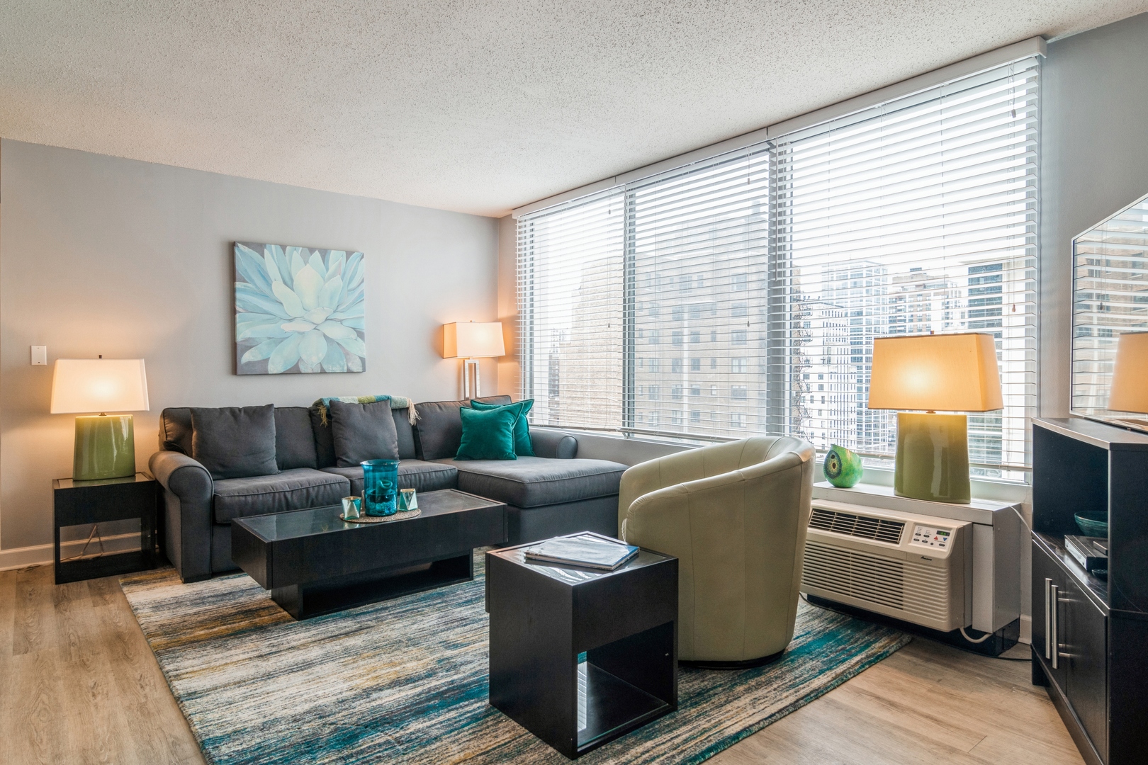 2nd image of 71 E Division St #1603, Chicago, IL 60610 | MLS# 11314585