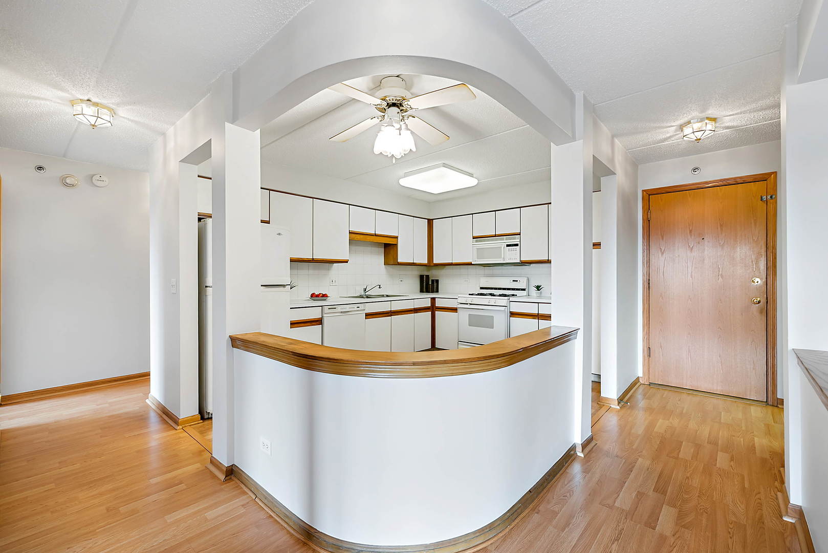 Homes for sale in Niles, IL | 7450 N Waukegan Rd #205, Niles, IL 60714 | MLS# 11345427