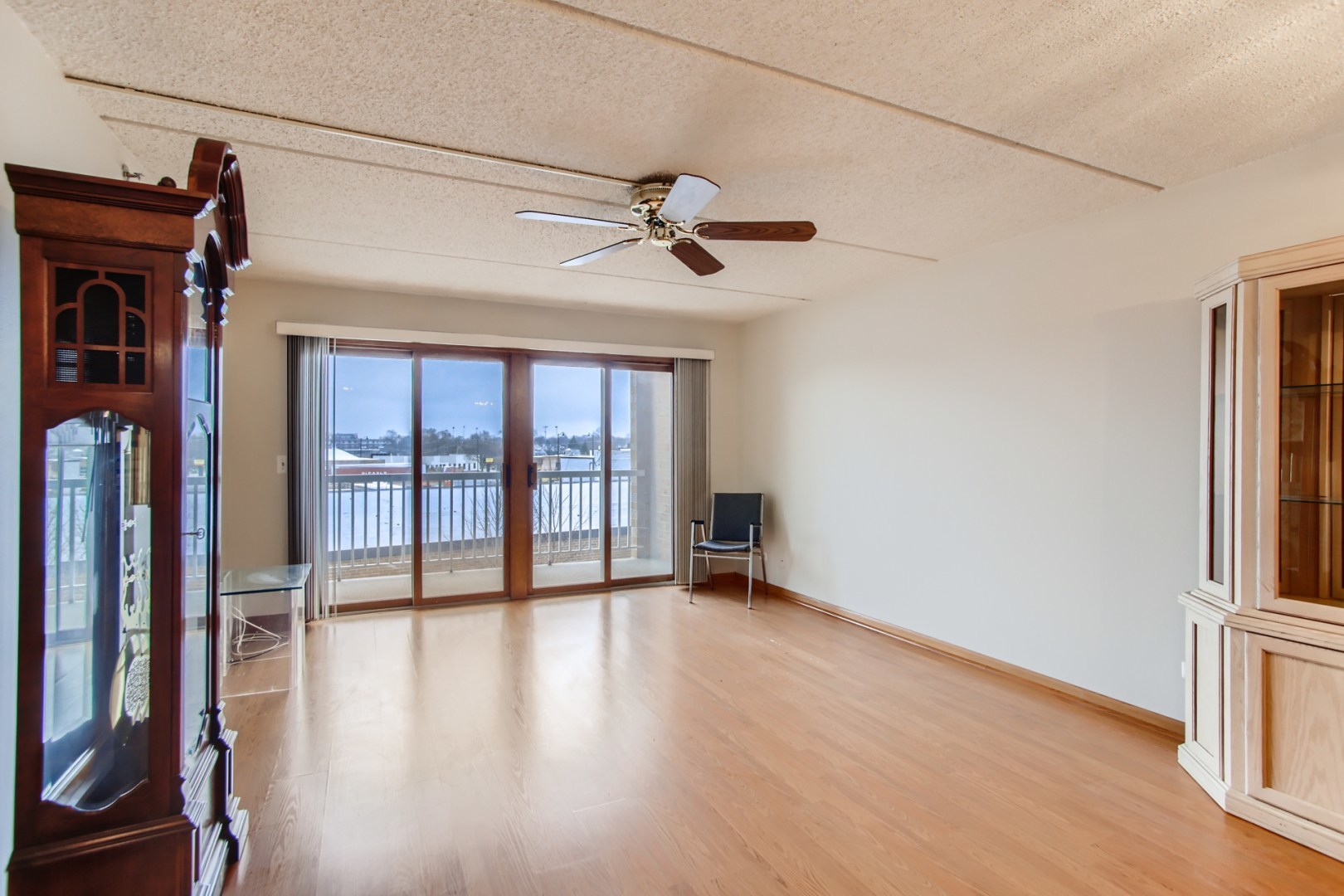 Homes for sale in Niles, IL | 7450 N Waukegan Rd #304, Niles, IL 60714 | MLS# 11373485