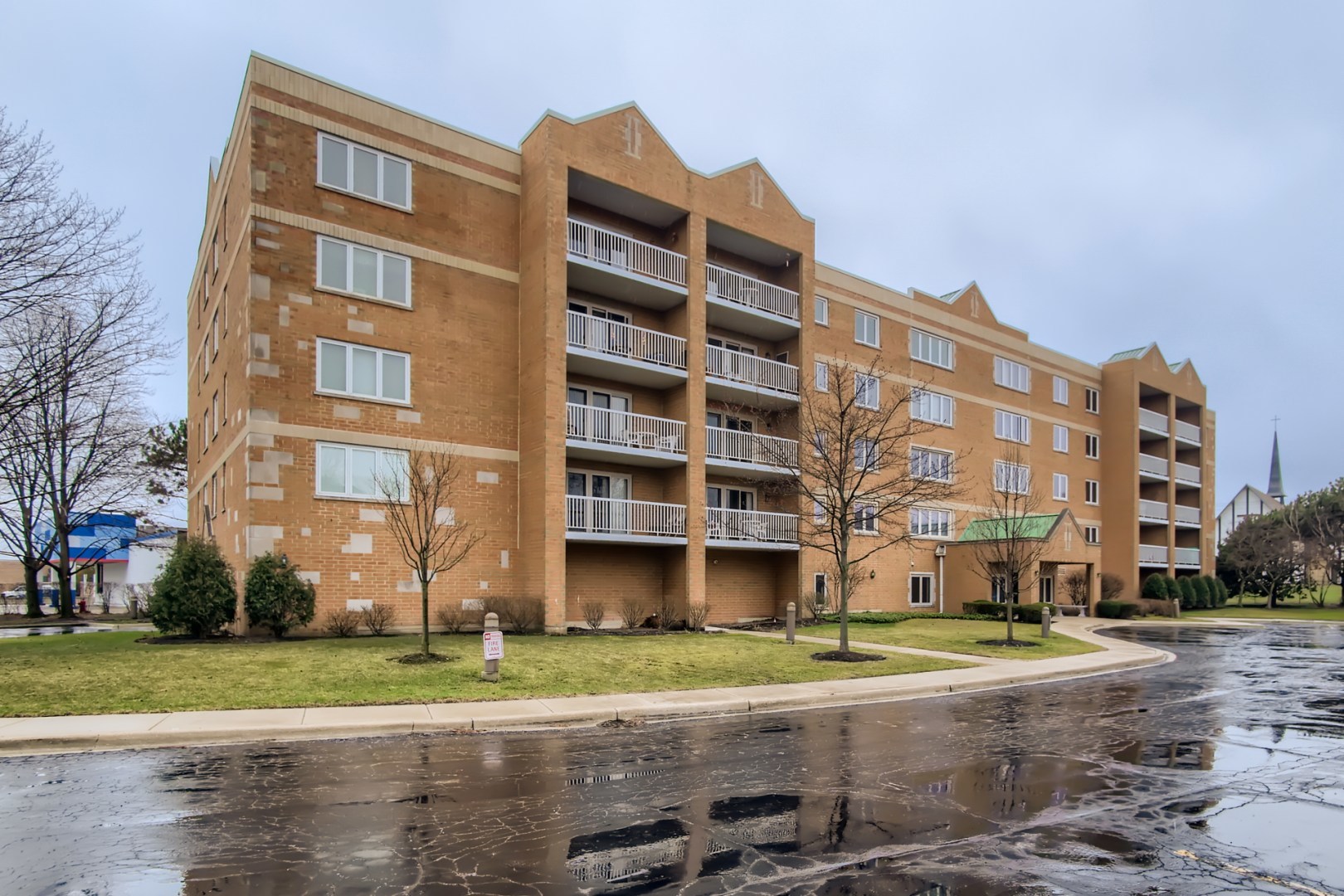 Homes for sale in Niles, IL | 7450 N Waukegan Rd #304, Niles, IL 60714 | MLS# 11373485