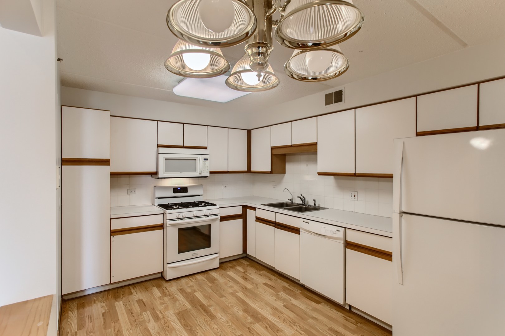 Homes for sale in Niles, IL | 7450 N Waukegan Rd #304, Niles, IL 60714 | MLS# 11373485