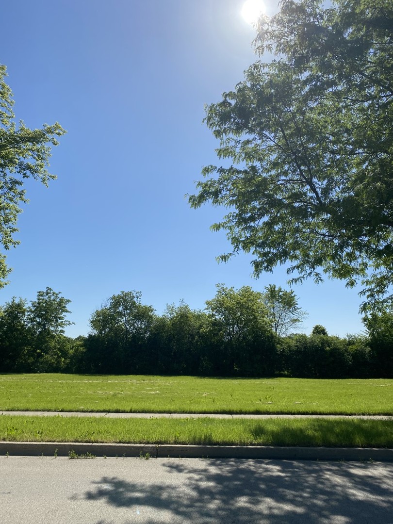 Homes for sale in Gurnee, IL | 963 Belle Plaine Ave, Gurnee, IL 60031 | MLS# 11422342