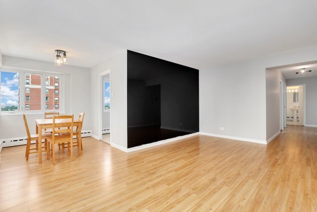 4th image of 700 W Bittersweet Pl #1001, Chicago, IL 60613 | MLS# 11475603