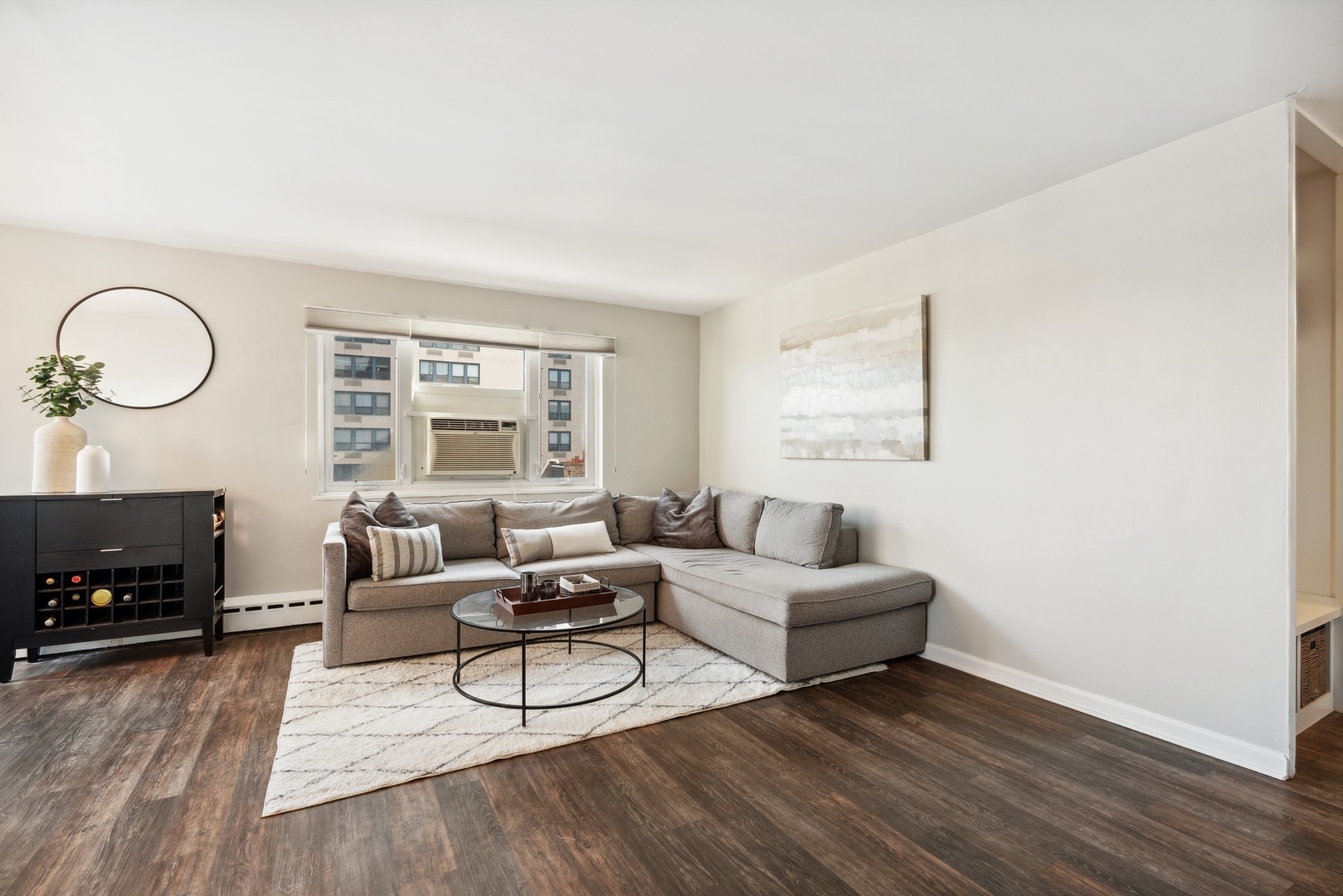 4th image of 700 W Bittersweet Pl #607, Chicago, IL 60613 | MLS# 11676797