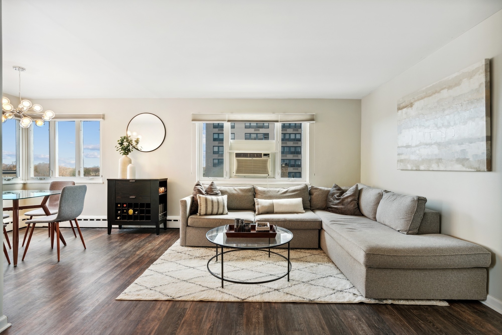 5th image of 700 W Bittersweet Pl #607, Chicago, IL 60613 | MLS# 11676797