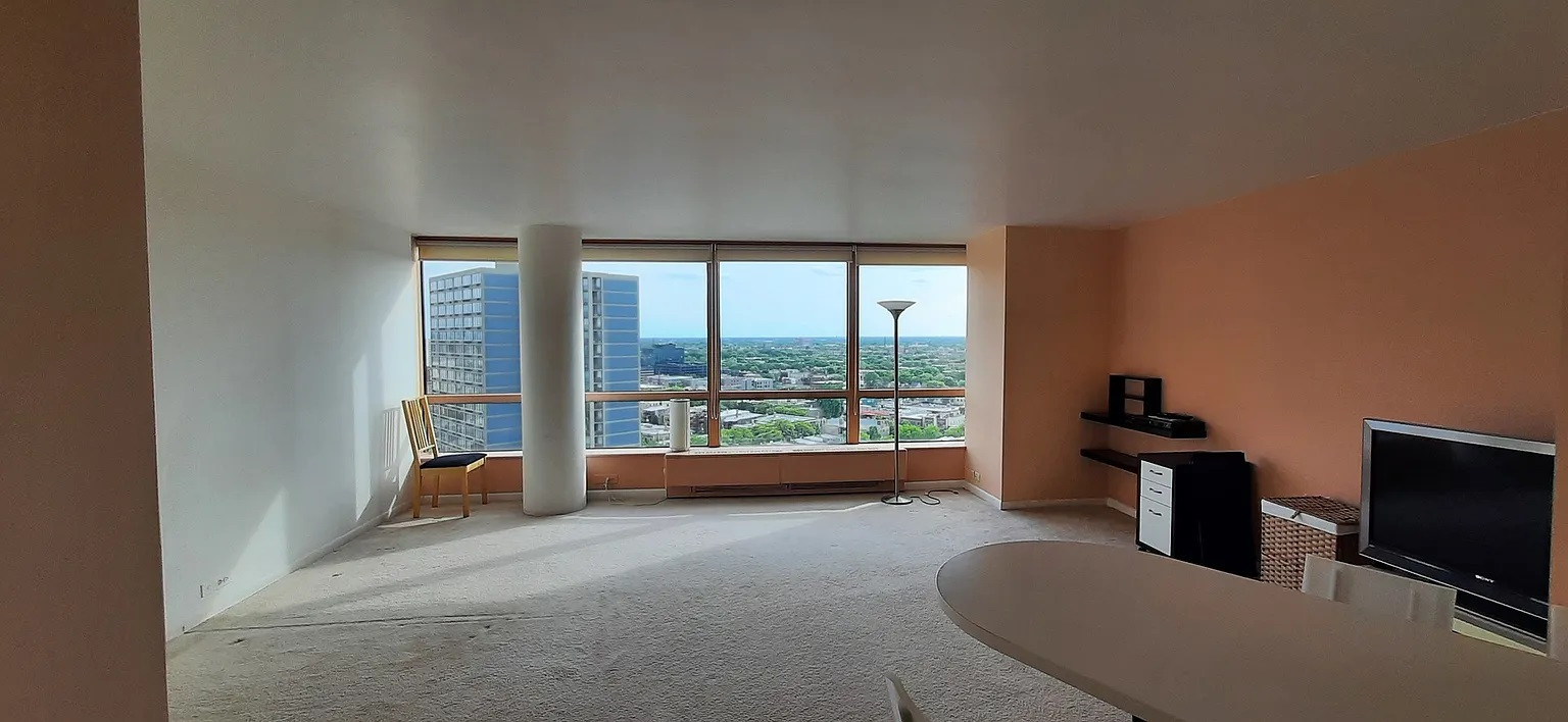 Homes for sale in Chicago, IL | 5415 N Sheridan Rd #2212, Chicago, IL 60640 | MLS# 11696395