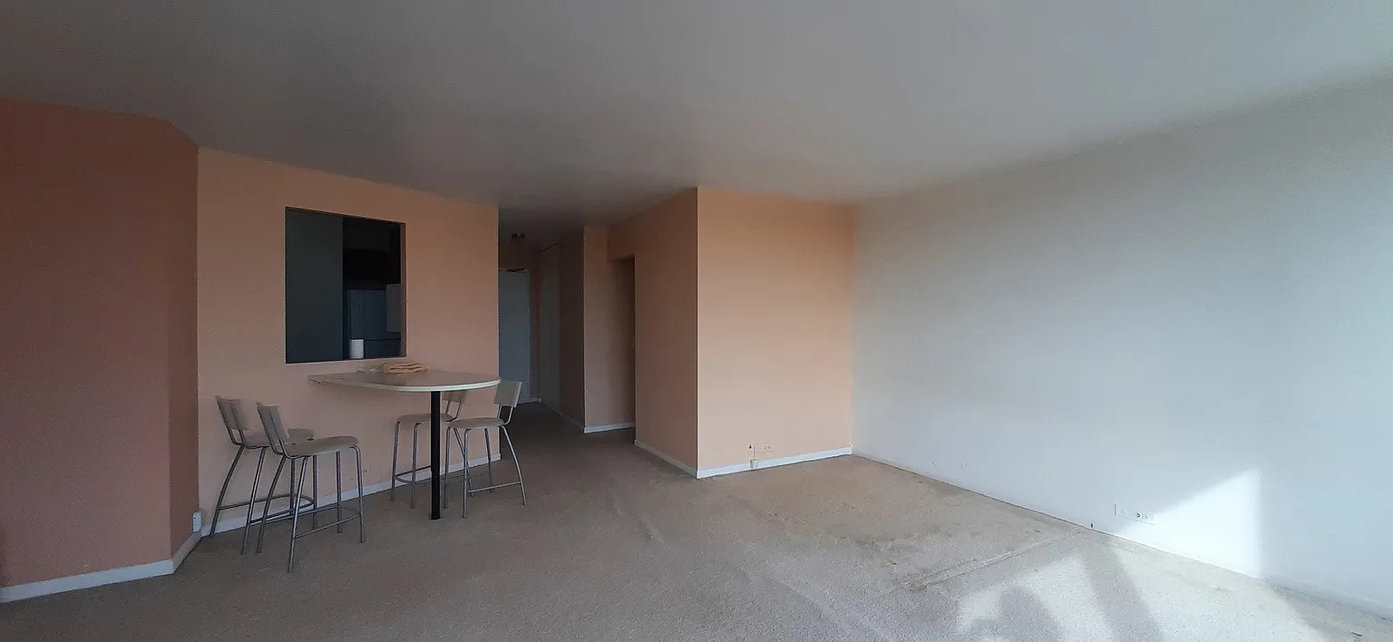 Homes for sale in Chicago, IL | 5415 N Sheridan Rd #2212, Chicago, IL 60640 | MLS# 11696395