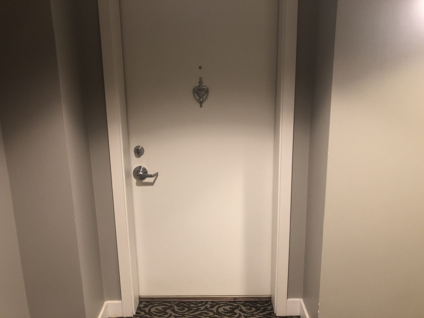 Homes for sale in Chicago, IL | 901 W Madison St #907, Chicago, IL 60607 | MLS# 11707348