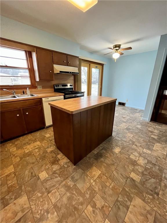 Homes for sale in U.S | 628 E Wood St, Paris,  61944 | MLS# 11710477