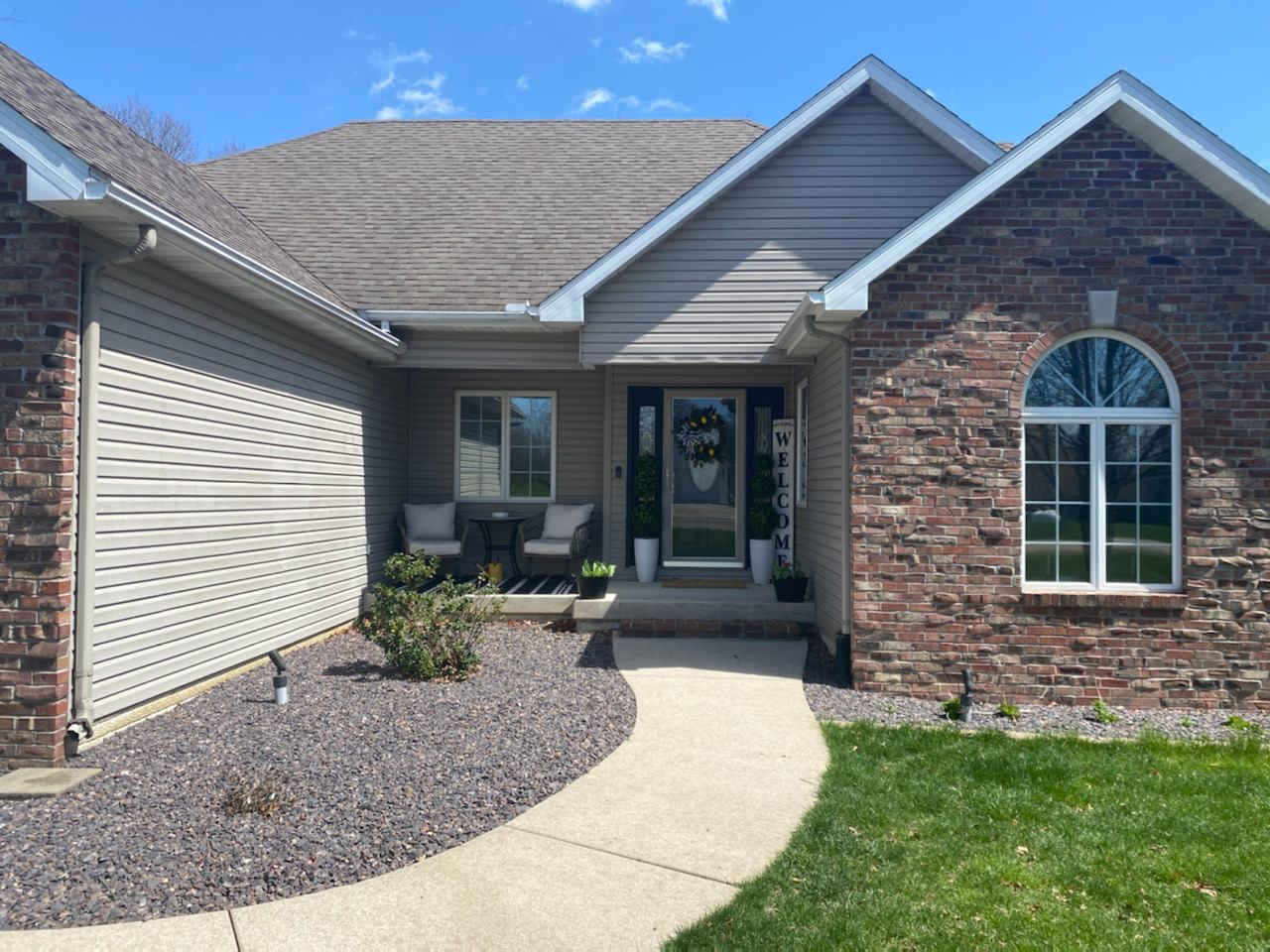 Homes for sale in Clinton, IL | 5036 Silverado Ln, Clinton, IL 61727 | MLS# 11715469