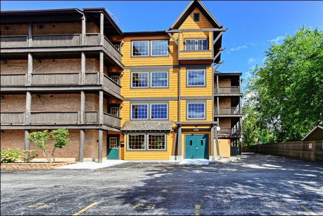 Homes for sale in Wauconda, IL | 450 N Main St #S207A, Wauconda, IL 60084 | MLS# 11721372