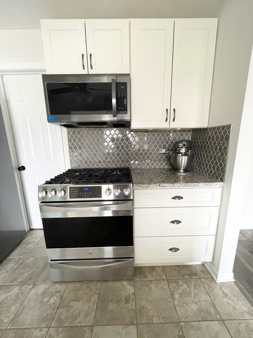 Homes for sale in Naperville, IL | 2105 Lancaster Cir #202B, Naperville, IL 60565 | MLS# 11775453