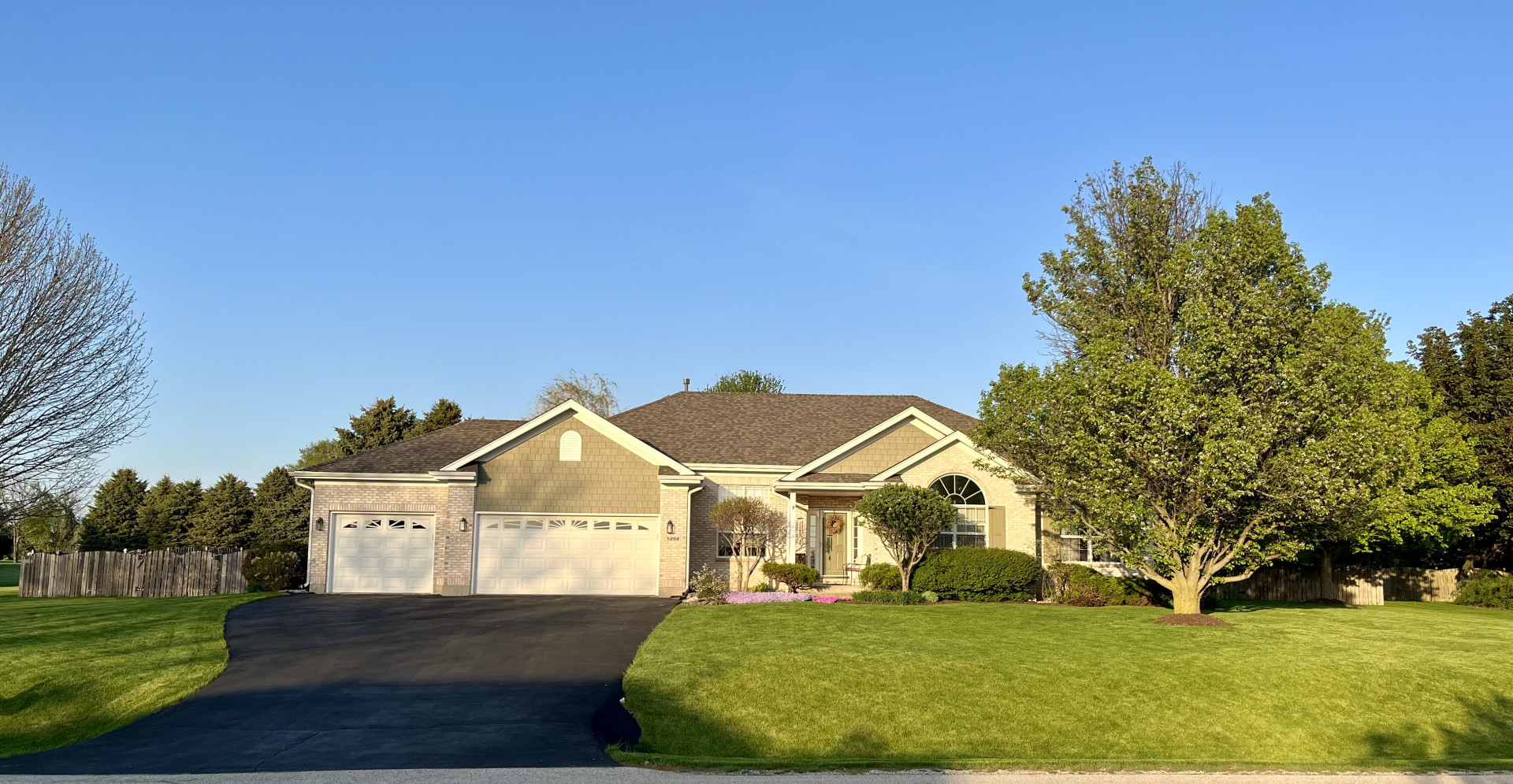 Homes for sale in Johnsburg, IL | 5202 Heather Ln, Johnsburg, IL 60051 | MLS# 11787979