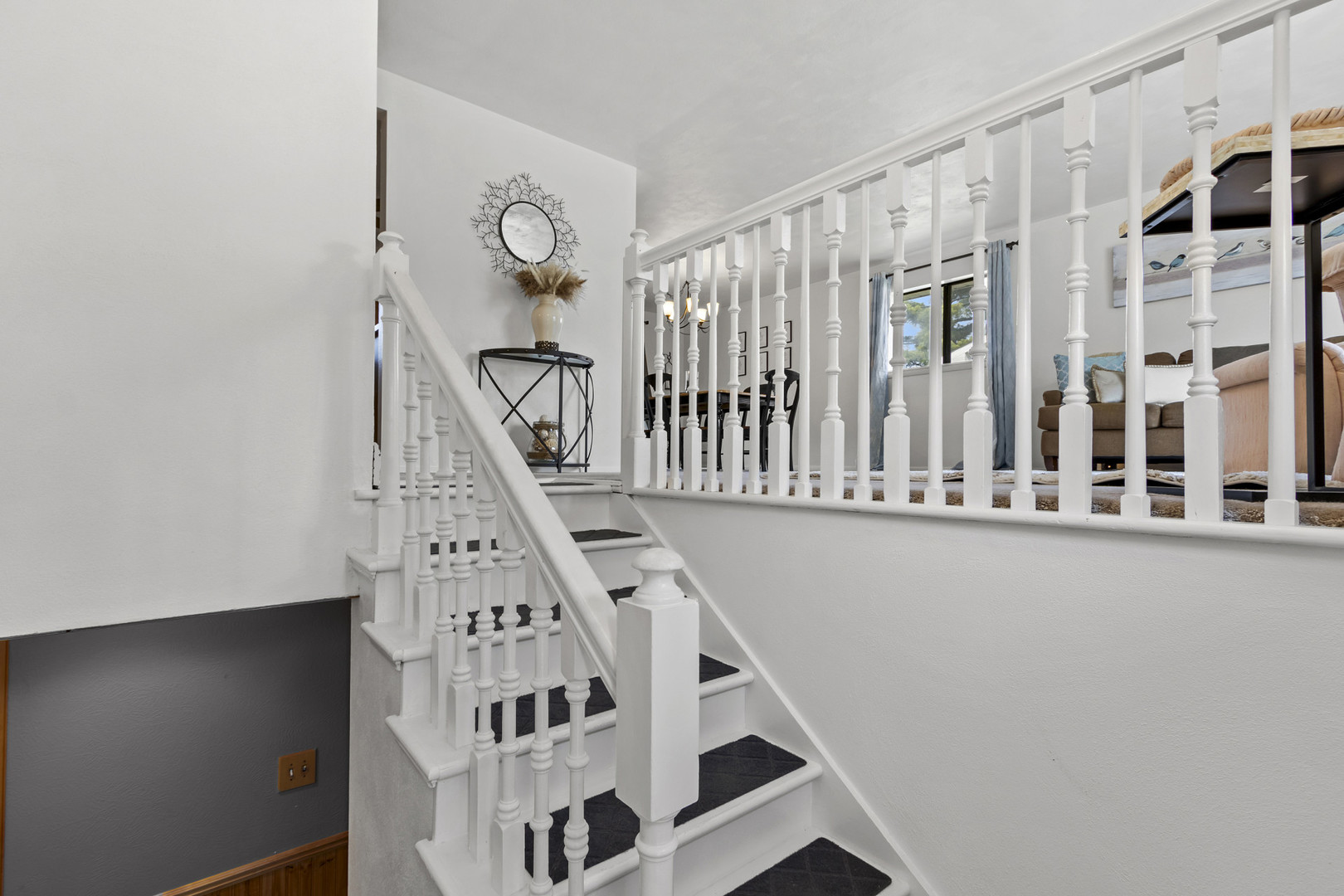 Homes for sale in Peoria, IL | 3301 W Wilshire Dr, Peoria, IL 61614 | MLS# 11795030