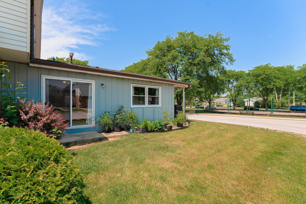 3rd image of 19519 116Th Ave #A, Mokena, IL 60448 | MLS# 11803333