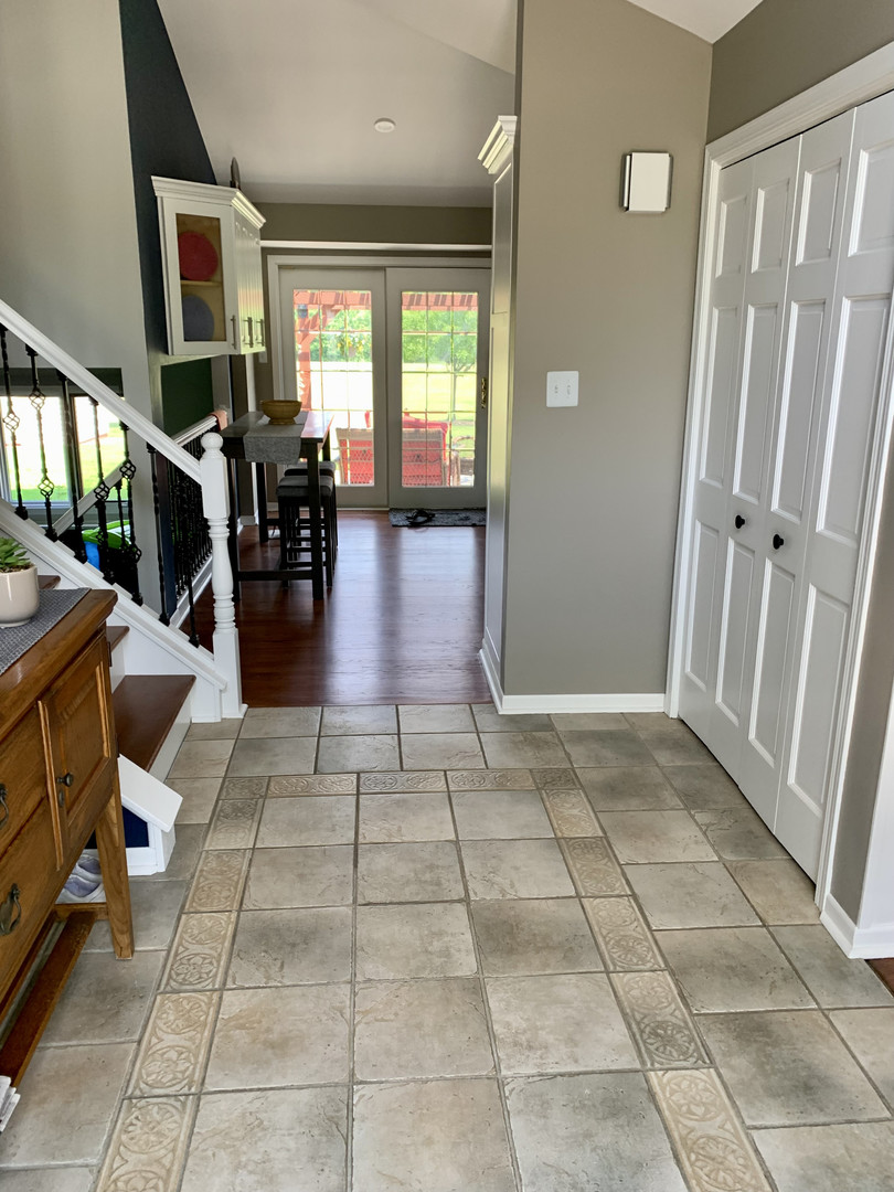 Homes for sale in Tinley Park, IL | 17513 Cloverview Dr, Tinley Park, IL 60477 | MLS# 11817832