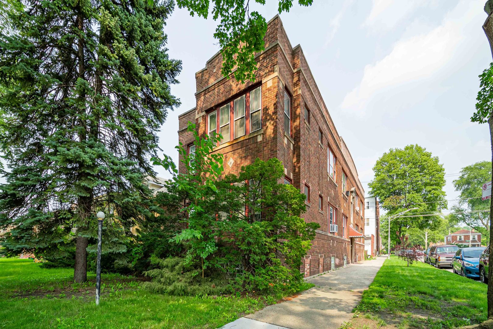 Homes for sale in Hometown, IL | (Undisclosed), Hometown, IL 60456 | MLS# 11945555