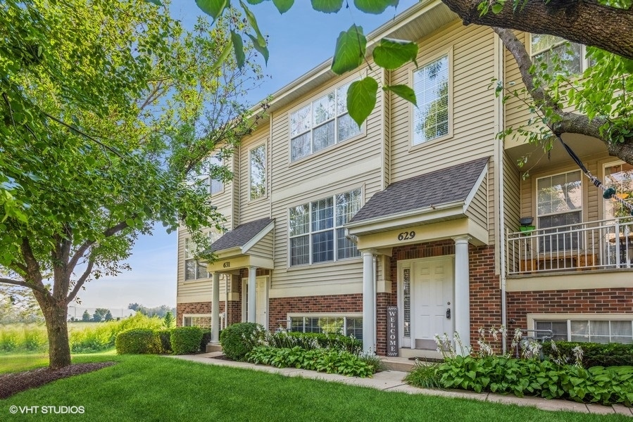 Homes for sale in Saint Charles, IL | 629 Pheasant Trl, Saint Charles, IL 60174 | MLS# 11864209