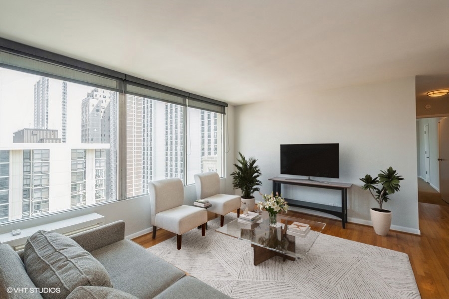 3rd image of 71 E Division St #1904, Chicago, IL 60610 | MLS# 11871466