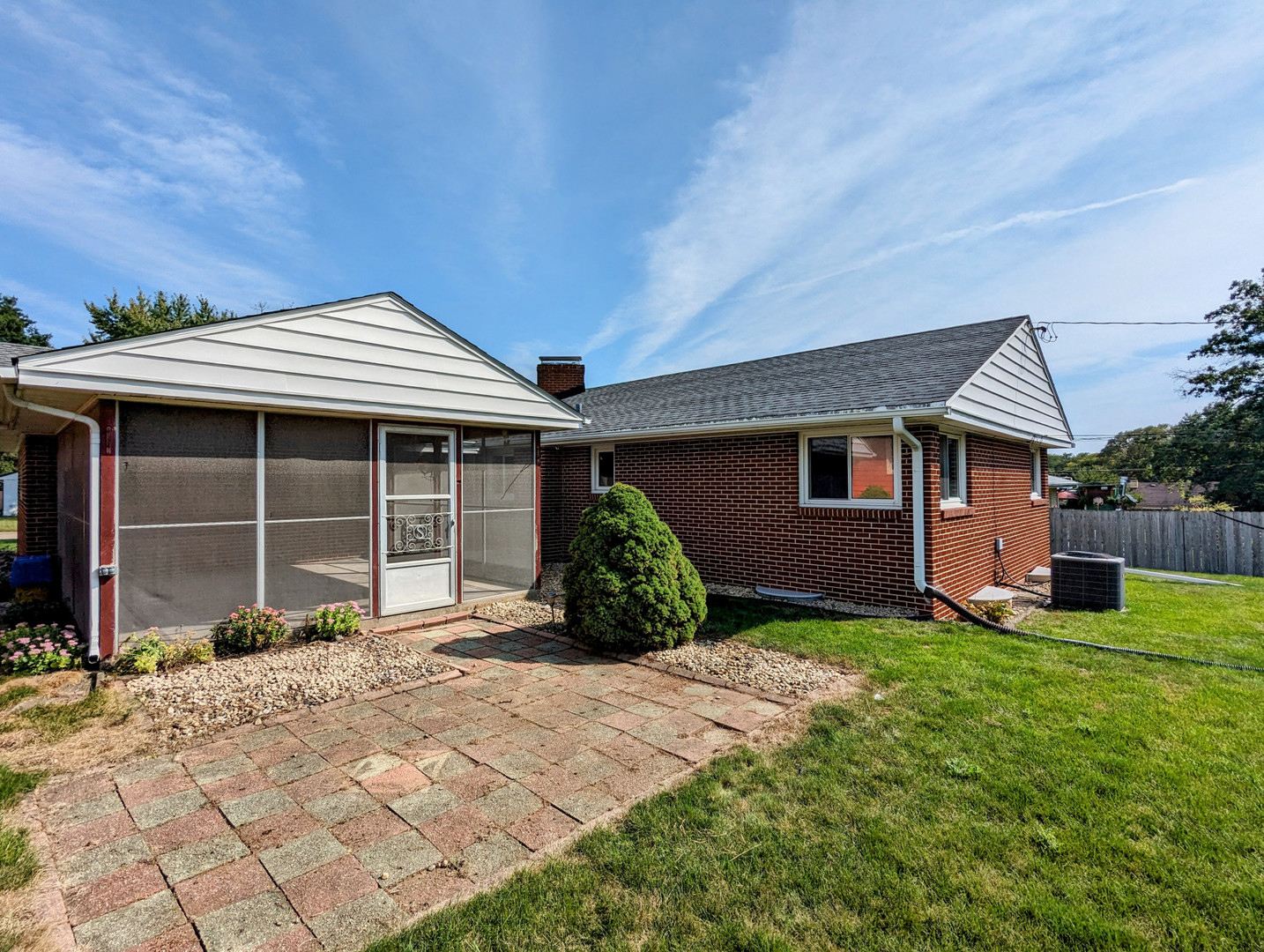 Homes for sale in Rockford, IL | 3624 Grant Ave, Rockford, IL 61103 | MLS# 11894480