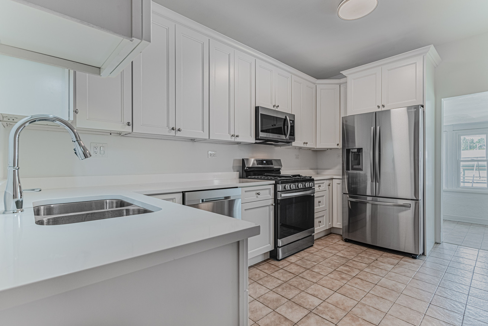 Homes for sale in Berwyn, IL | 3828 Maple Ave, Berwyn, IL 60402 | MLS# 11899574