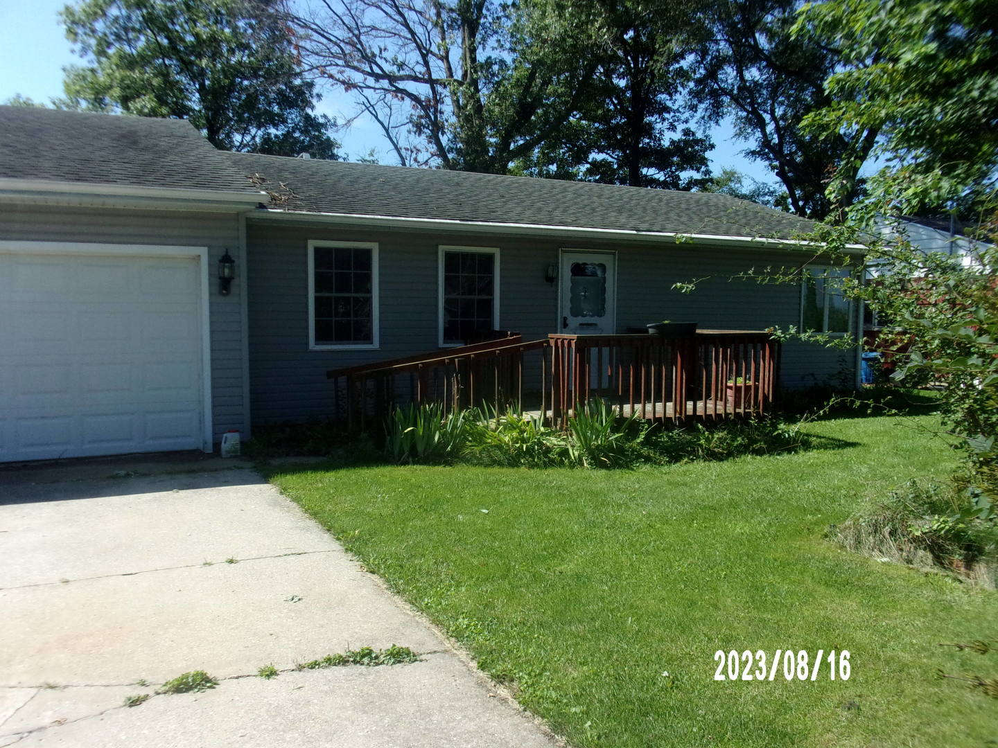 Homes for sale in Sheldon, IL | 650 W Blue St, Sheldon, IL 60966 | MLS# 11902070