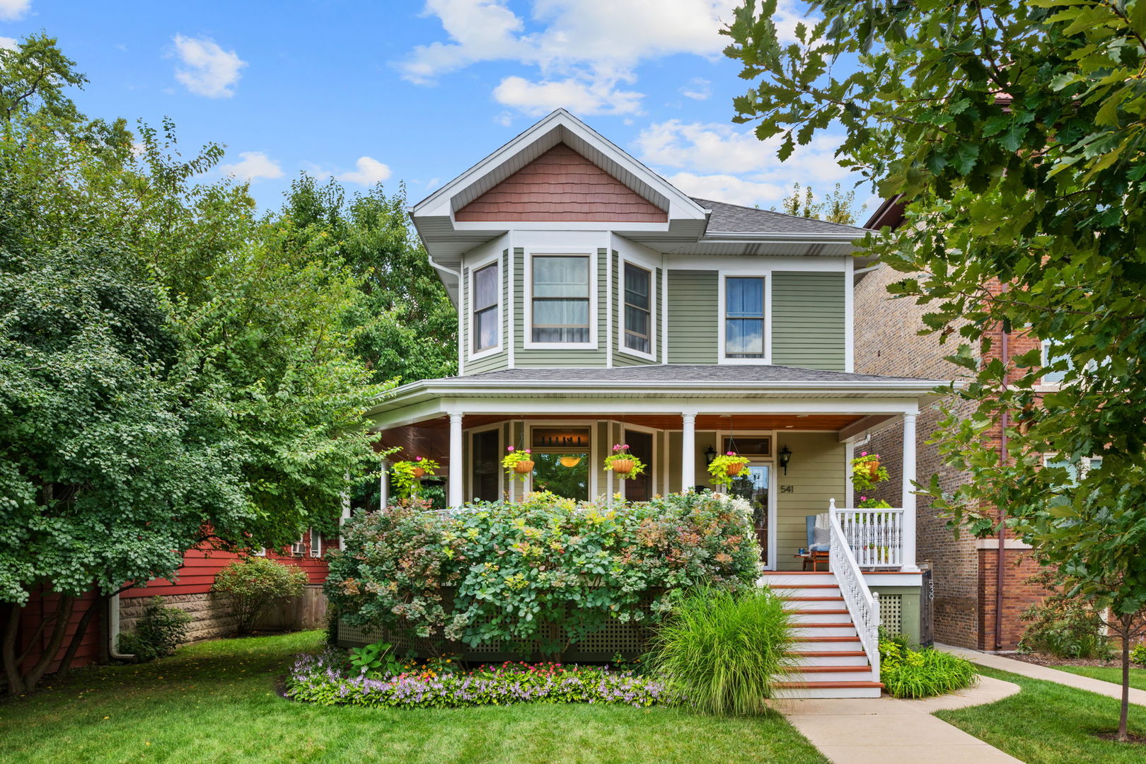 Homes for sale in Oak Park, IL | 541 N Humphrey Ave, Oak Park, IL 60302 | MLS# 11945012