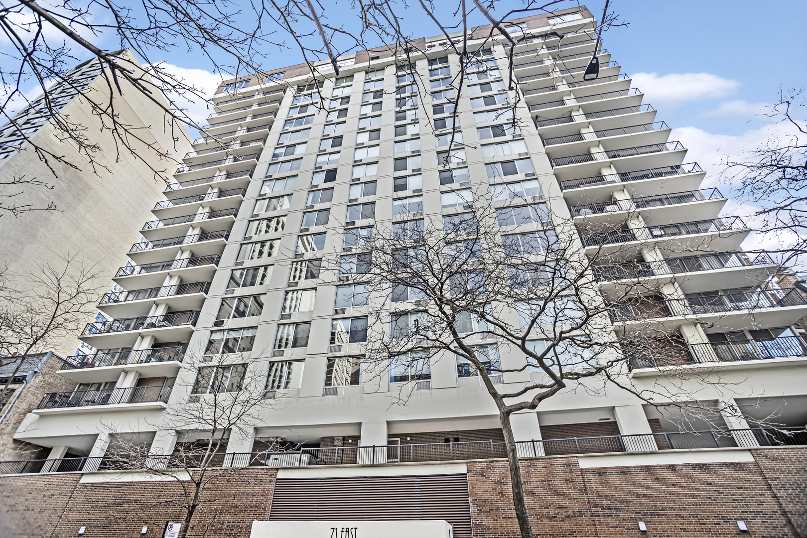 2nd image of 71 E Division St #1805, Chicago, IL 60610 | MLS# 11970256