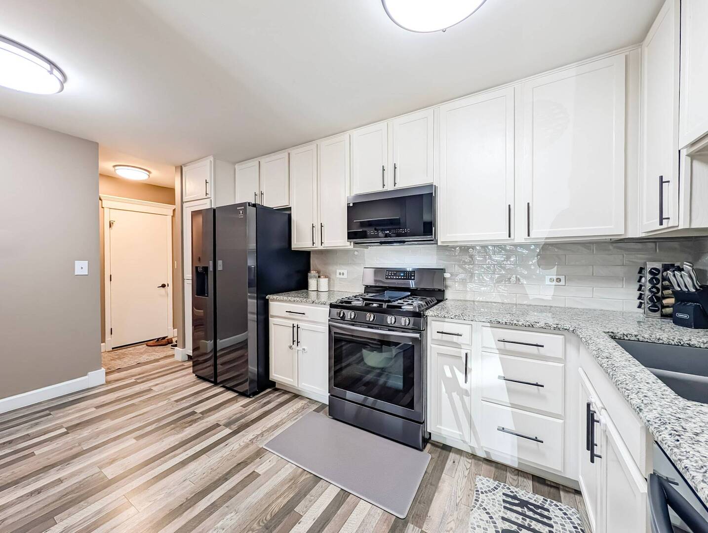5th image of 1121 W Ogden Ave #165, Naperville, IL 60563 | MLS# 11976984