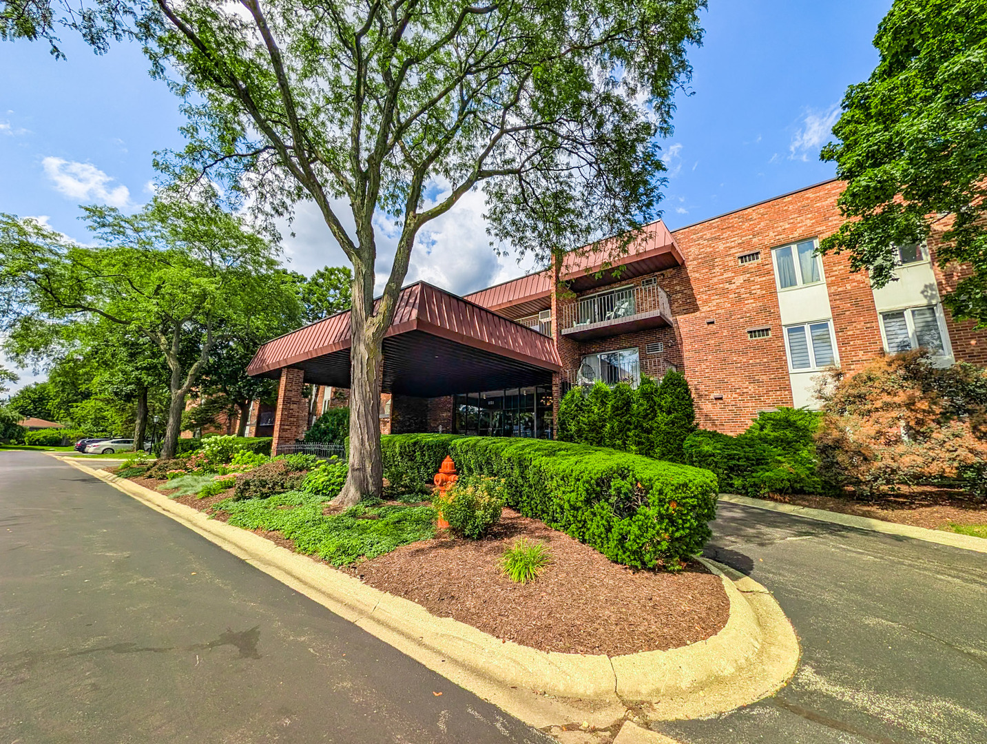 1st image of 1121 W Ogden Ave #165, Naperville, IL 60563 | MLS# 11976984