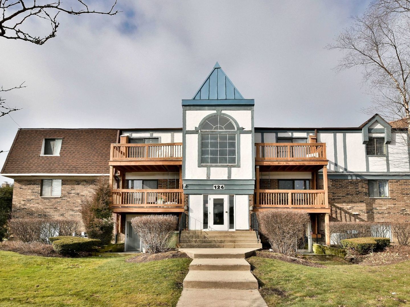 1st image of 126 S La Londe Ave #1D, Addison, IL 60101 | MLS# 11997487