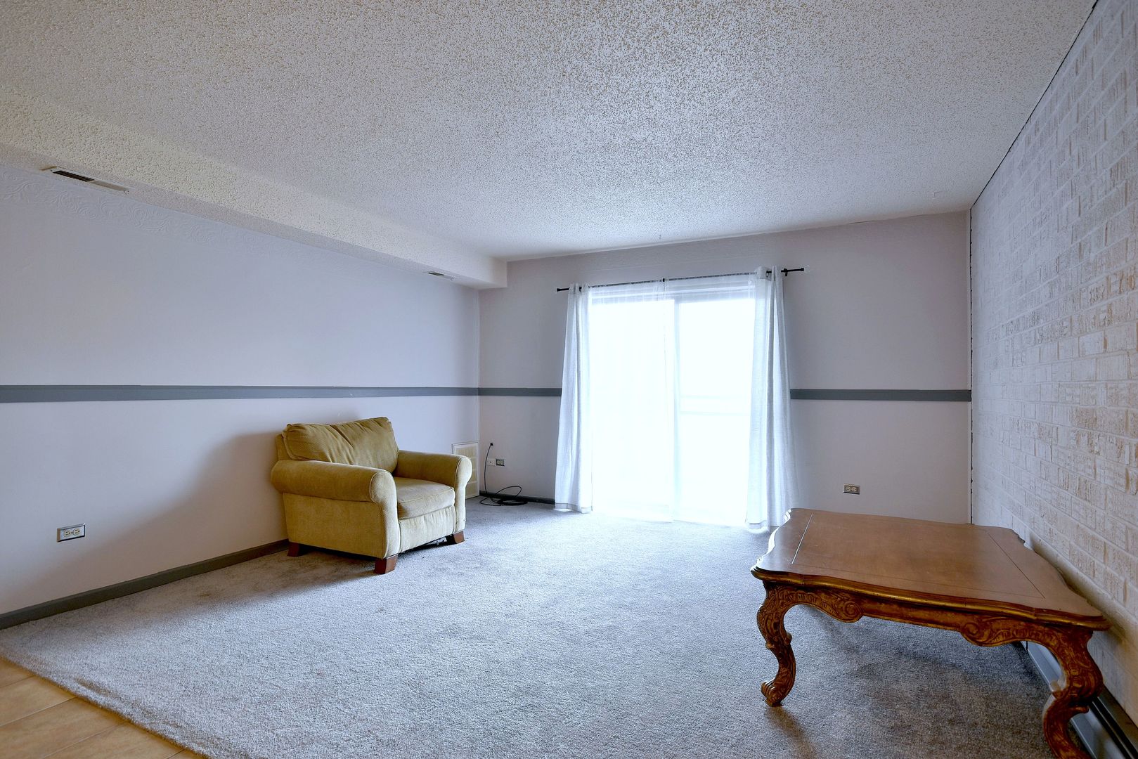 2nd image of 126 S La Londe Ave #1D, Addison, IL 60101 | MLS# 11997487