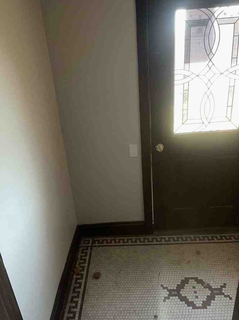 4th image of 7420 S Bennett Ave, Chicago, IL 60649 | MLS# 11999920