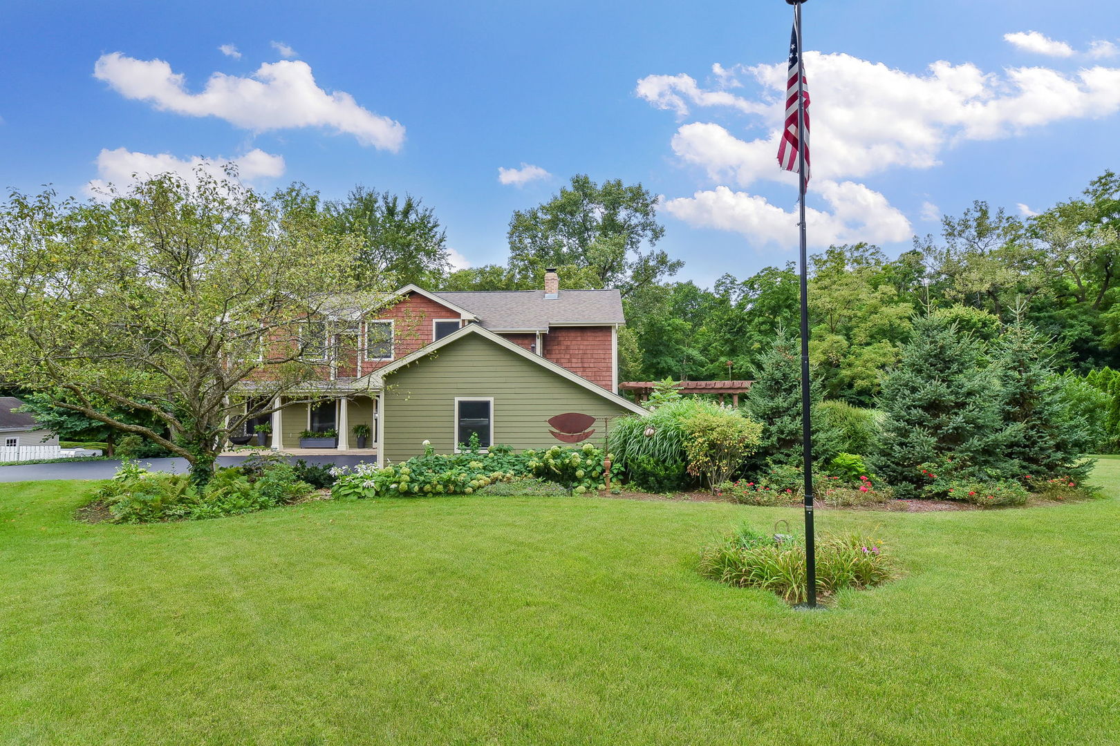 Homes for sale in St. Charles, IL | 4N998 Stonebridge Ln, St. Charles, IL 60175 | MLS# 12129083