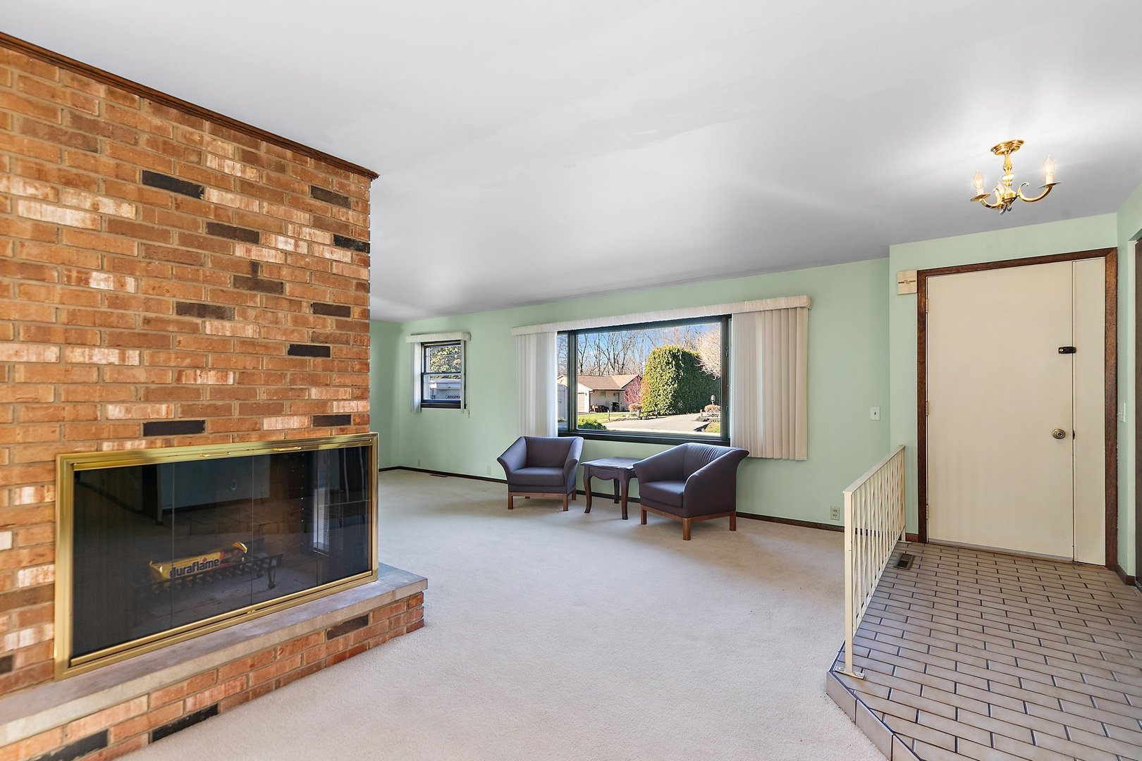 Homes for sale in Sycamore, IL | 214 Dunkery Dr, Sycamore, IL 60178 | MLS# 12131414