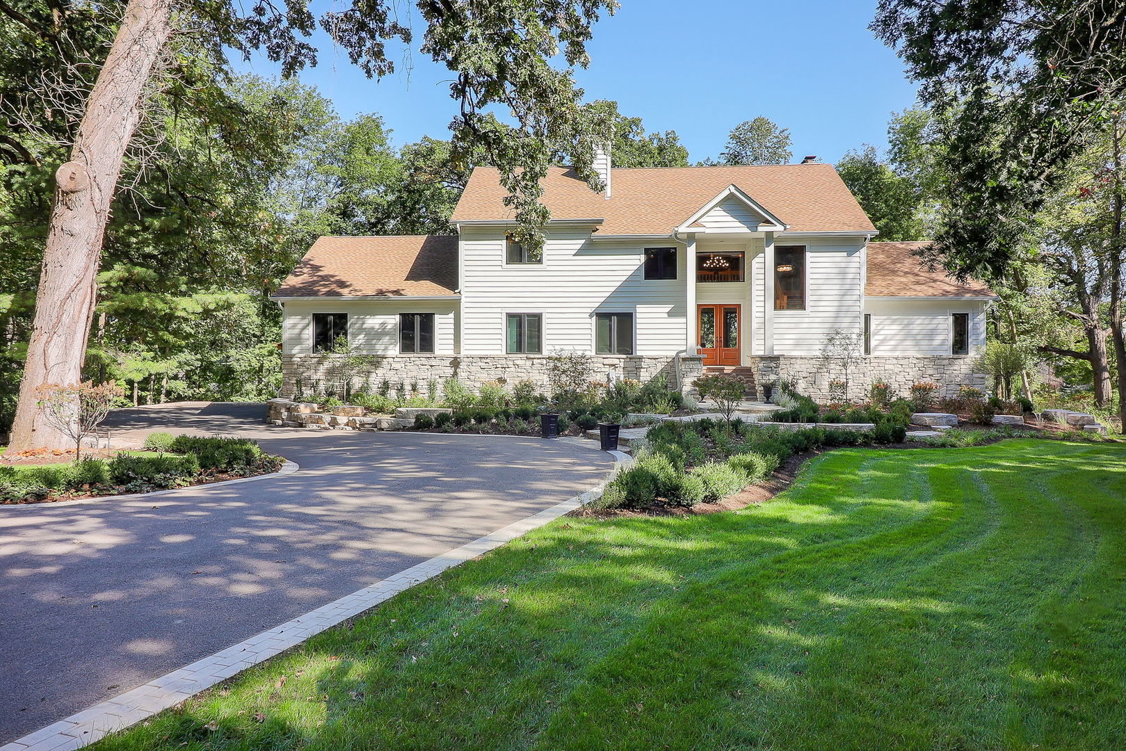 4th image of 41W438 Barlow Dr, Saint Charles, IL 60175 | MLS# 12173750