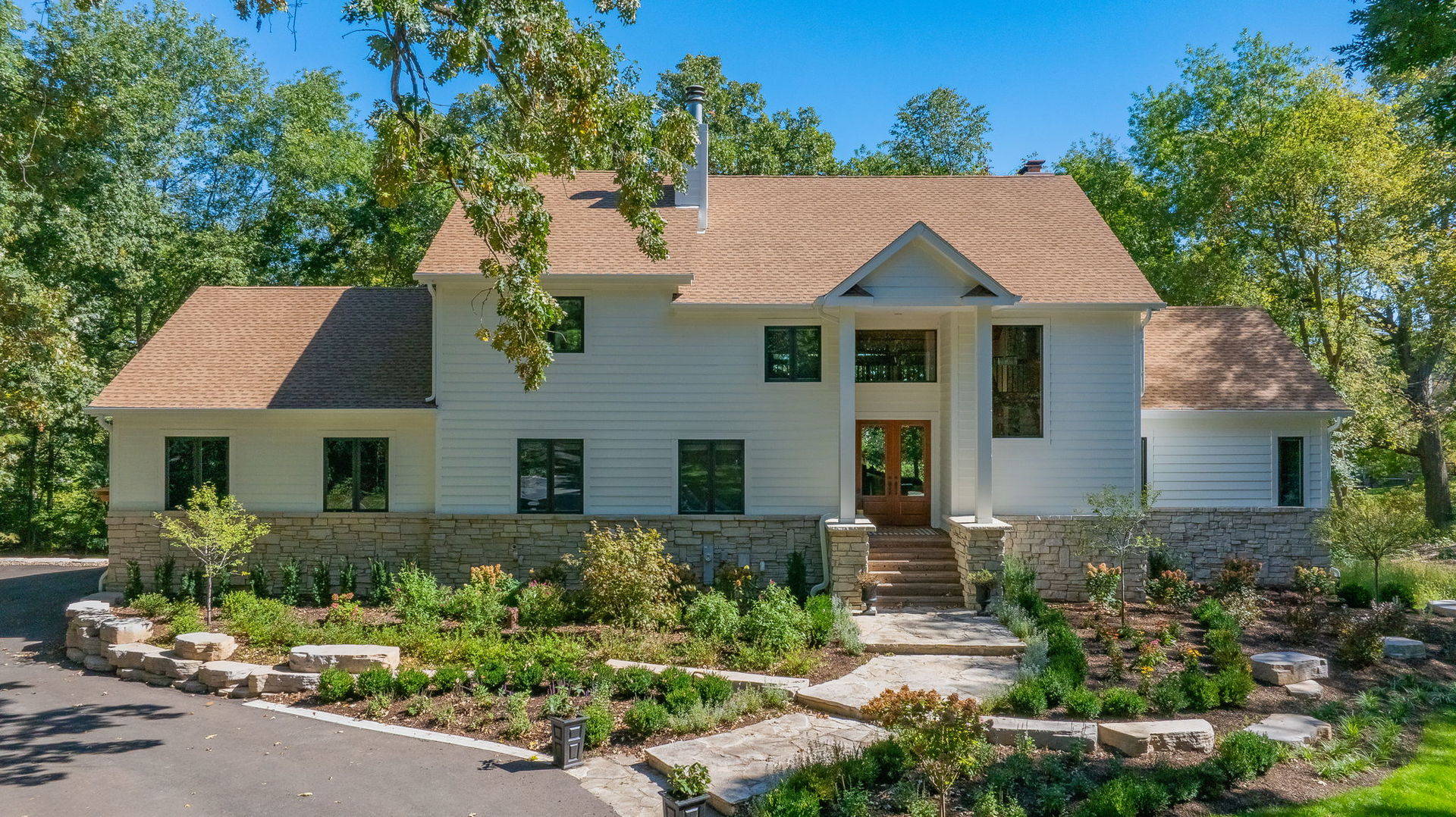 2nd image of 41W438 Barlow Dr, Saint Charles, IL 60175 | MLS# 12173750