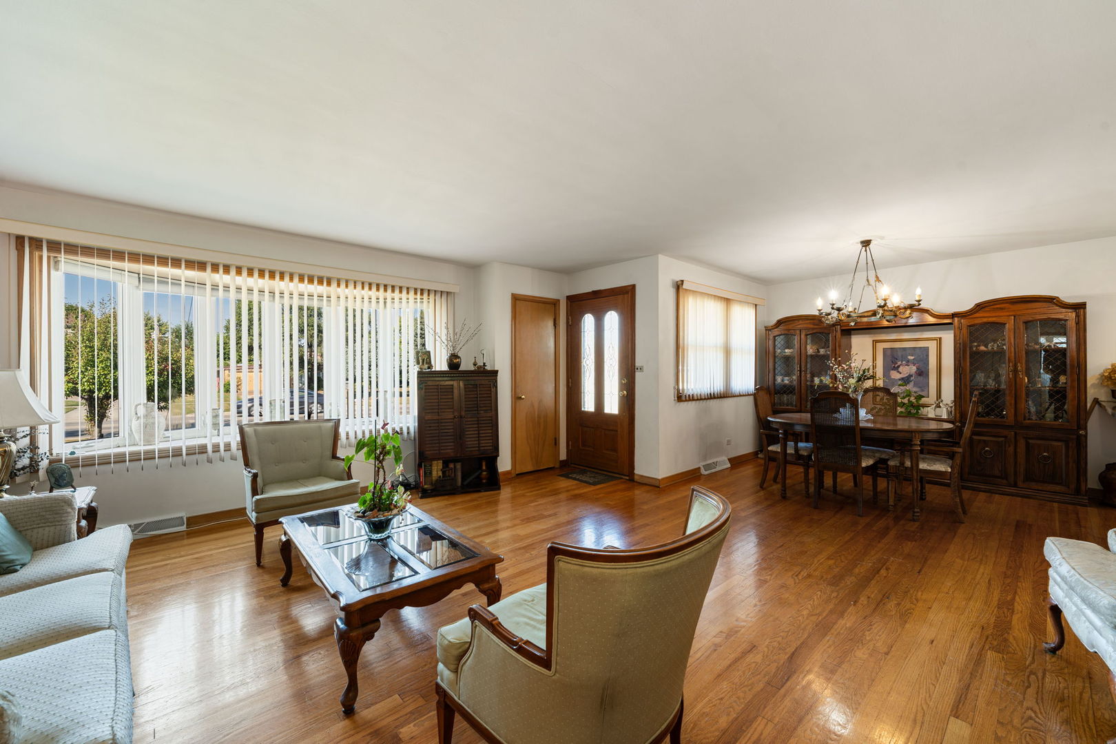 Homes for sale in Norridge, IL | 4919 N Canfield Ave, Norridge, IL 60706 | MLS# 12186925