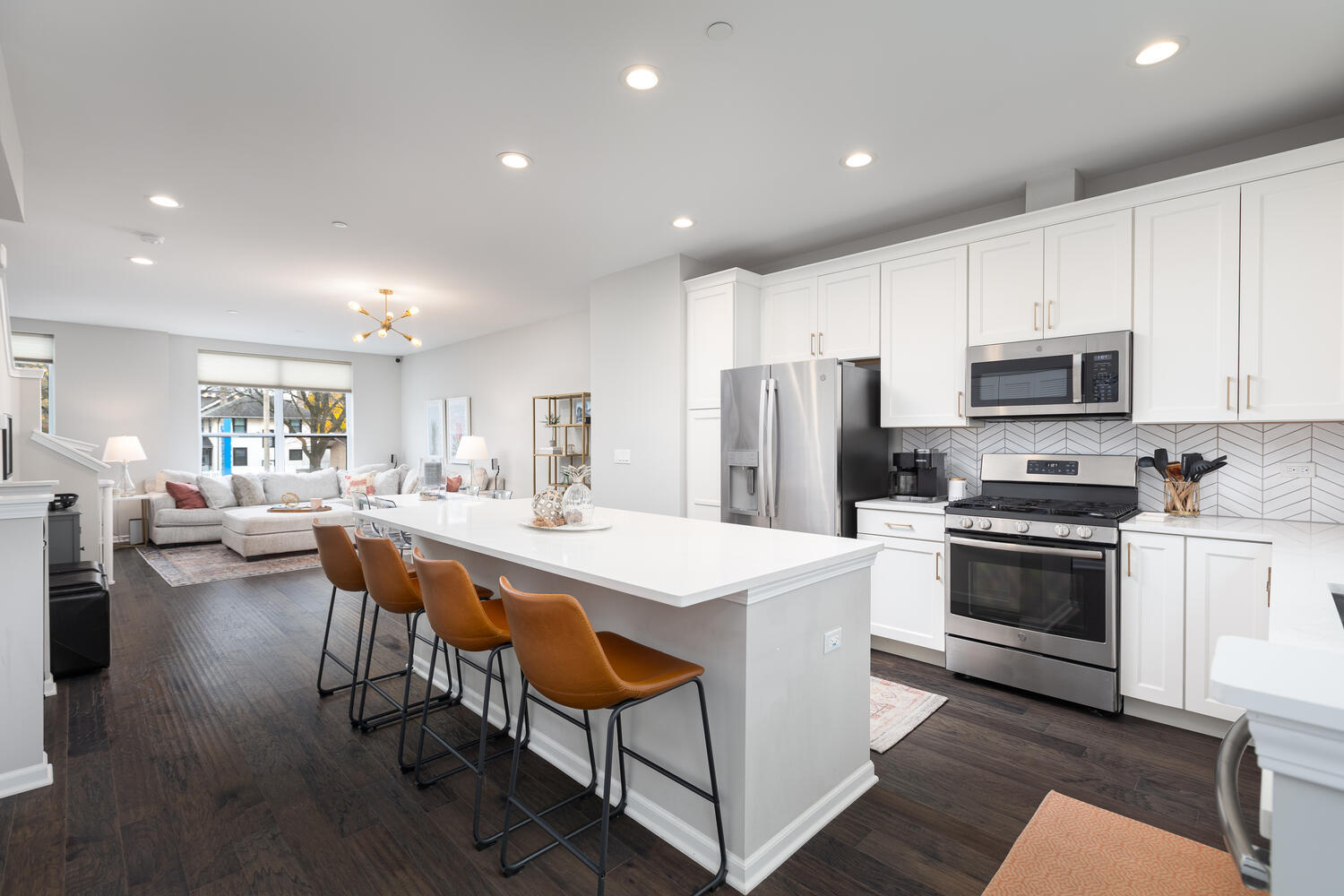 Homes for sale in Oak Park, IL | 942 Madison St, Oak Park, IL 60302 | MLS# 12215682